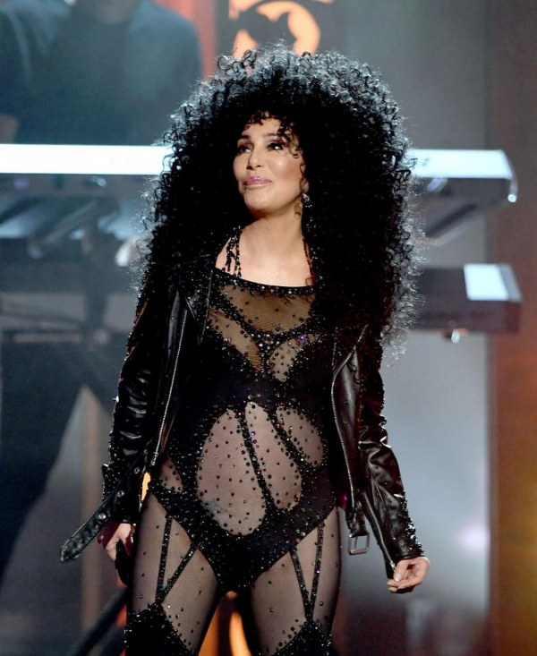 Estos fueron los looks más impactantes de los Billboard Music Awards